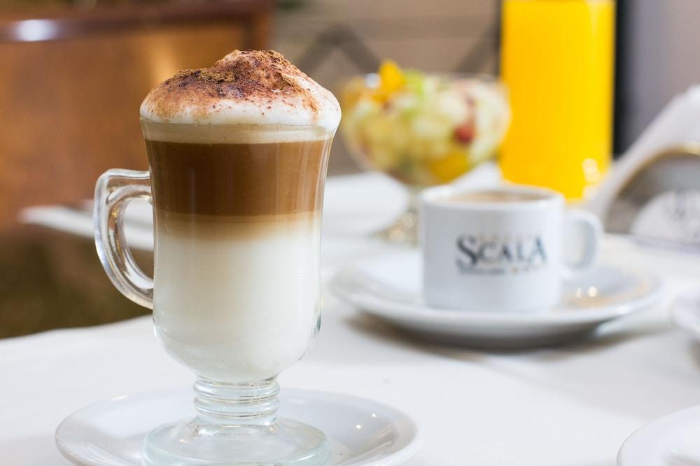 Scala 4*